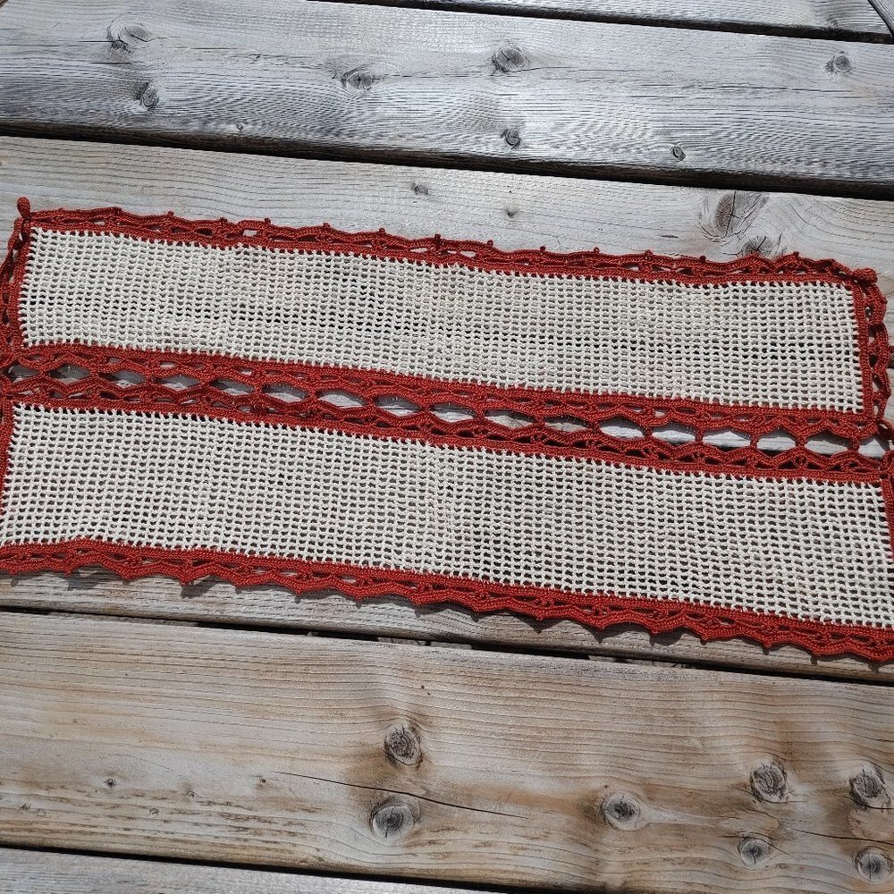 BEAUTIFUL Crochet Rectangle Table Runner